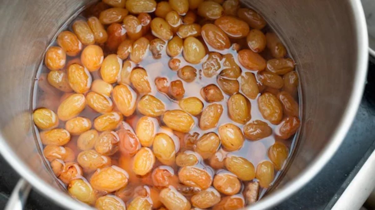 Soaked Raisins Benifits